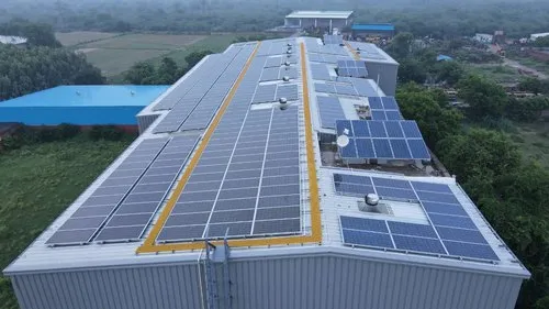 Solar Rooftop Mounting Structure on industrial building